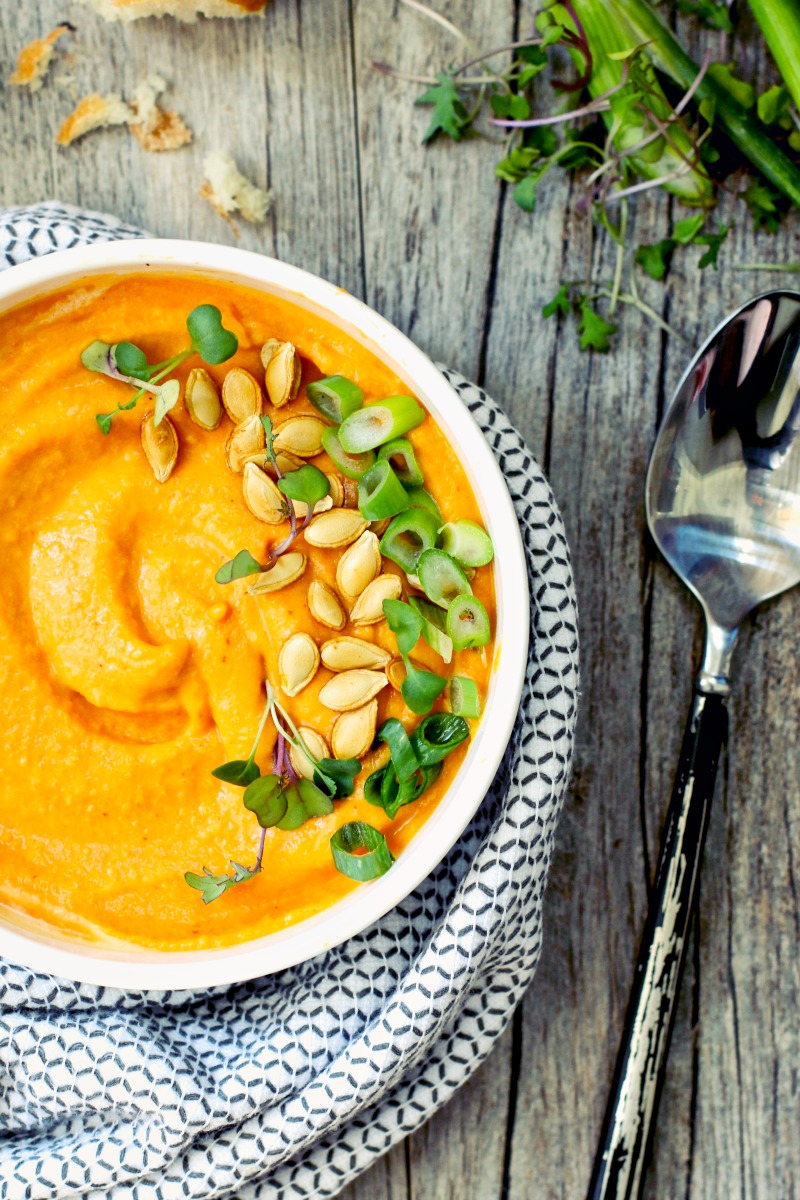 red-curry-and-coconut-squash-soup-4
