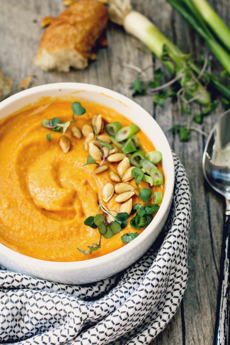 red-curry-and-coconut-squash-soup-6