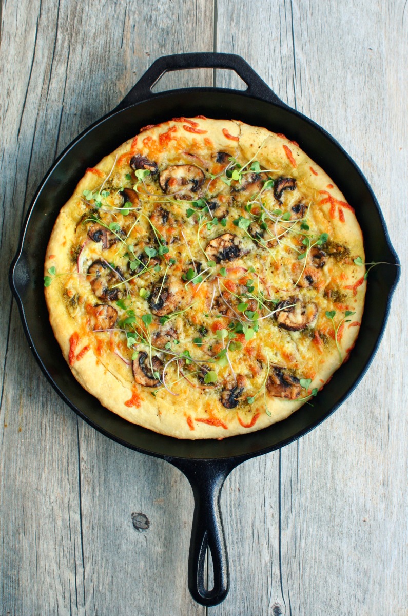 manchego-and-garlic-pizza-2