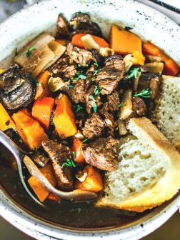 Slow Cooker Beef Stew With Red Wine