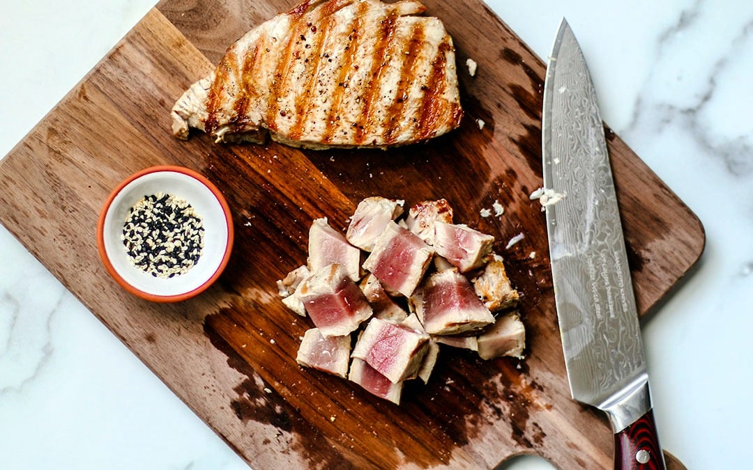 Grilled Tuna Steak Salad with Wasabi Vinaigrette {Yellowfin Tuna Recipe