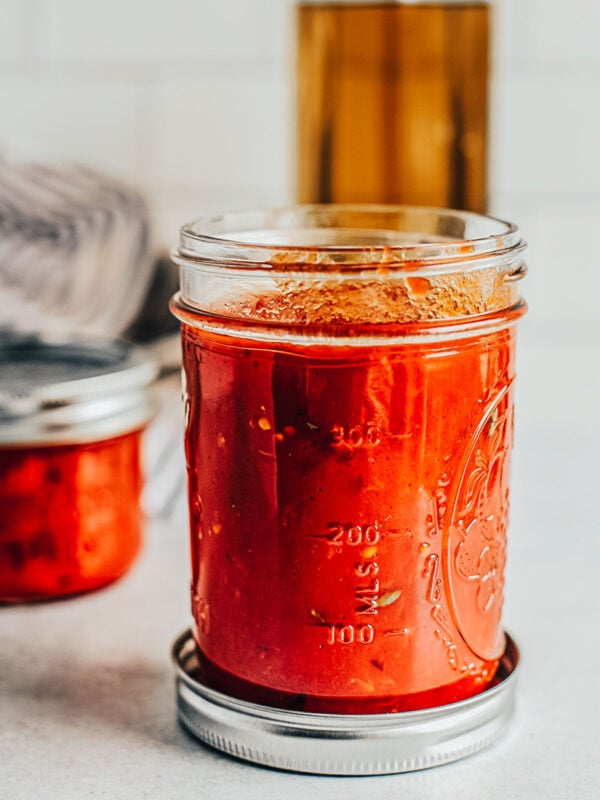 Jar of Neapolitan pizza sauce