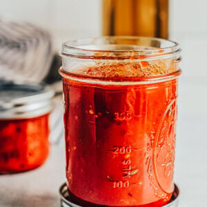 Jar of Neapolitan pizza sauce.