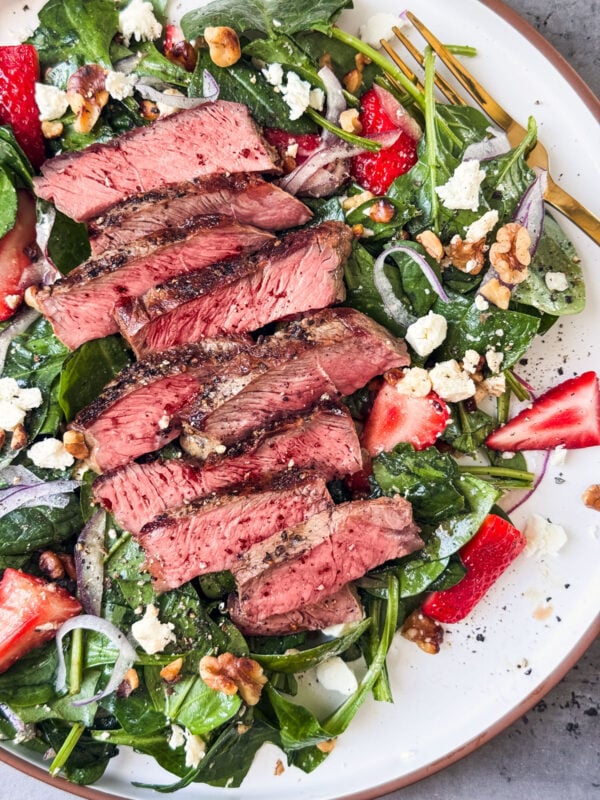 strawberry steak spinach salad