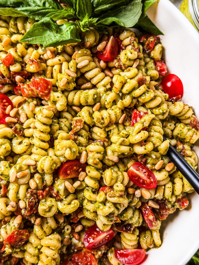 pesto-pasta-salad-with-sun-dried-tomatoes-killing-thyme